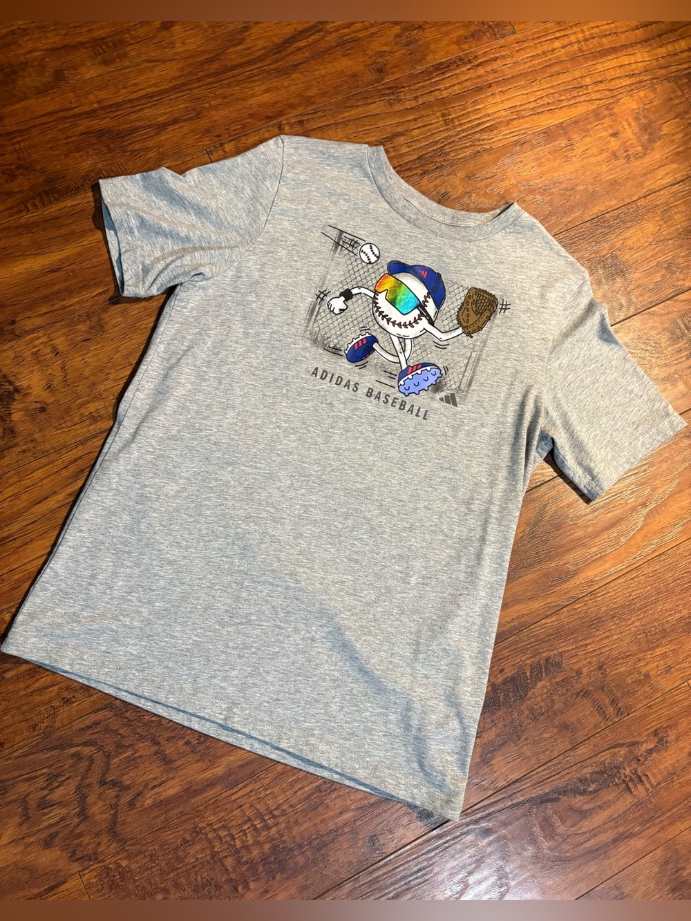 Adidas boys size XL baseball t shirt
